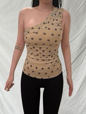 With Jean Sloan One-Shoulder Polka Dot Tank Top - Beige